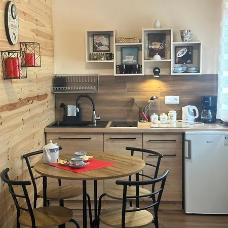 I Domino Parking W Cenie ! 카르파츠